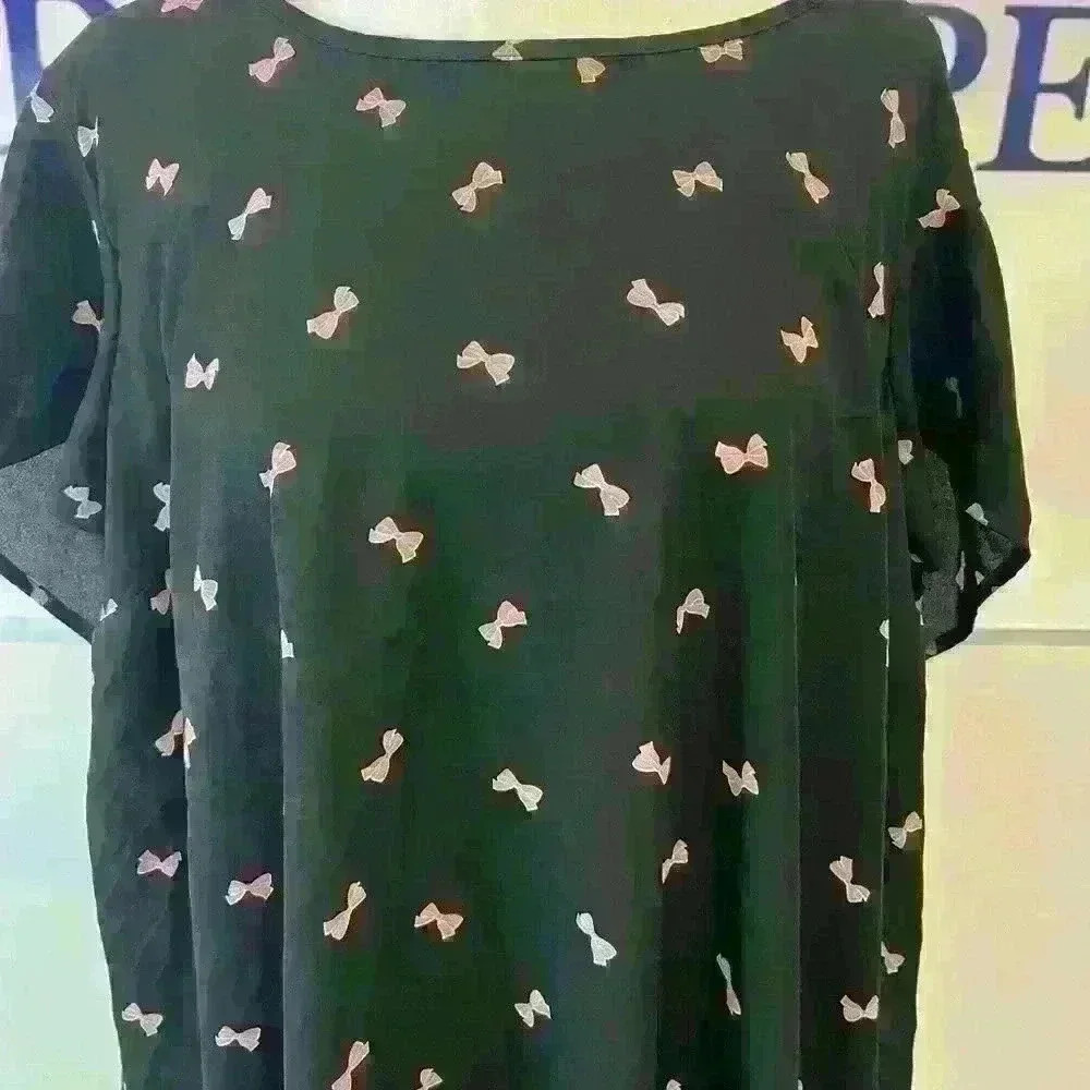 Torrid Women’s top